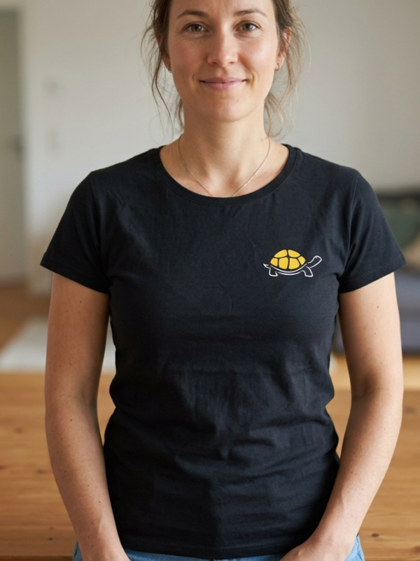 T-shirt personnalisé en coton avec flocage sur-mesure pour particulier et professionnel